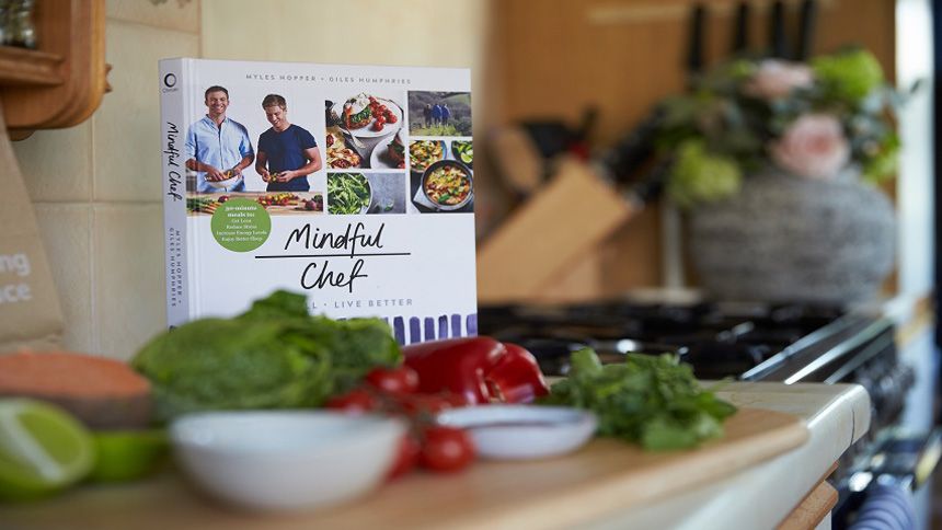 Mindful Chef - £10 off 2 recipe boxes + free recipe book