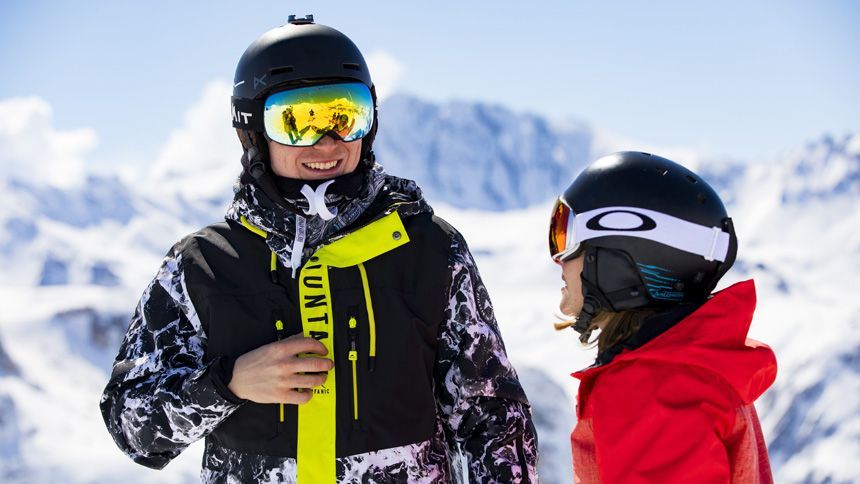 Circles Luxury Travel Agent - NHS save an average £150 on a winter ski holiday